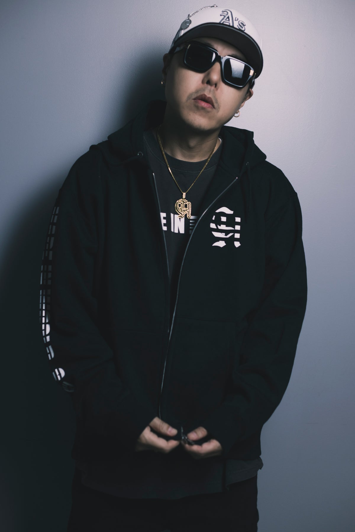 CHEHON × MIW FULL ZIP HOODIE BLACK