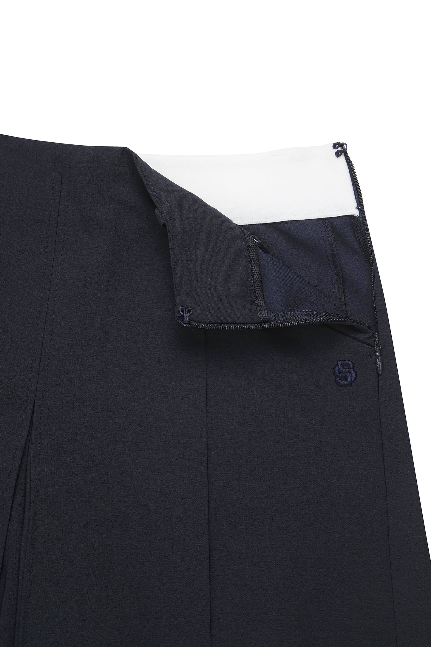 【BOSS GOLF 25SR Woman's】SM W Wide Pleeats Shorts / Navy