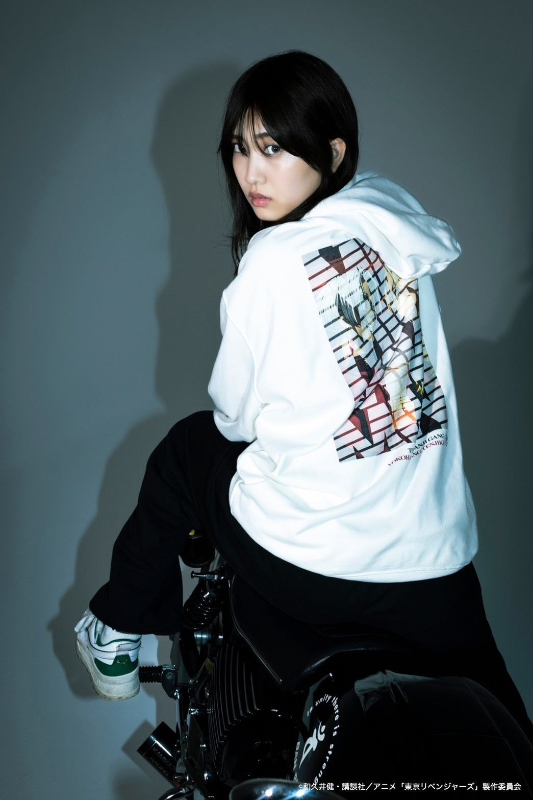 【在庫】pull over hoodie(HIDE)white