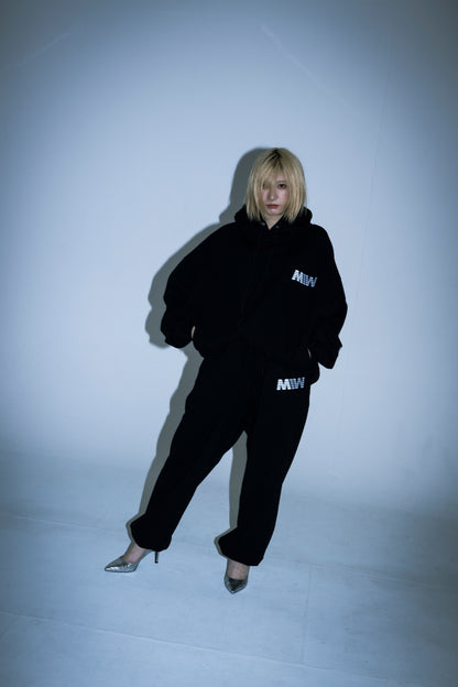 H.W pull over logo hoodie black