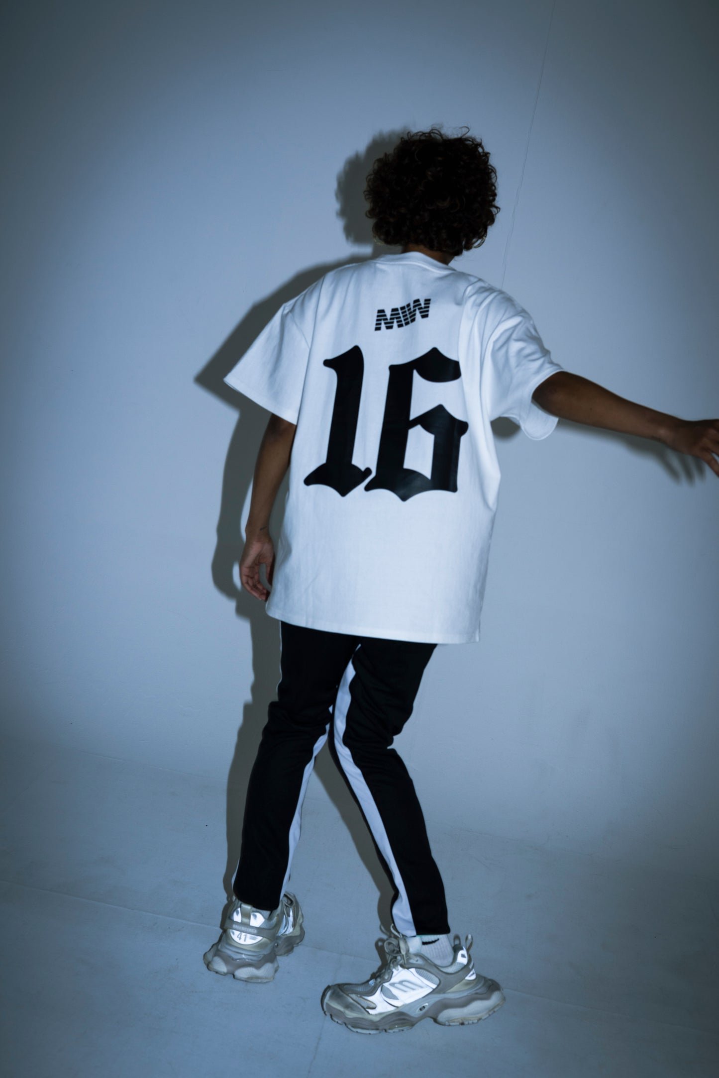 H.W crew neck tee （numbering）white