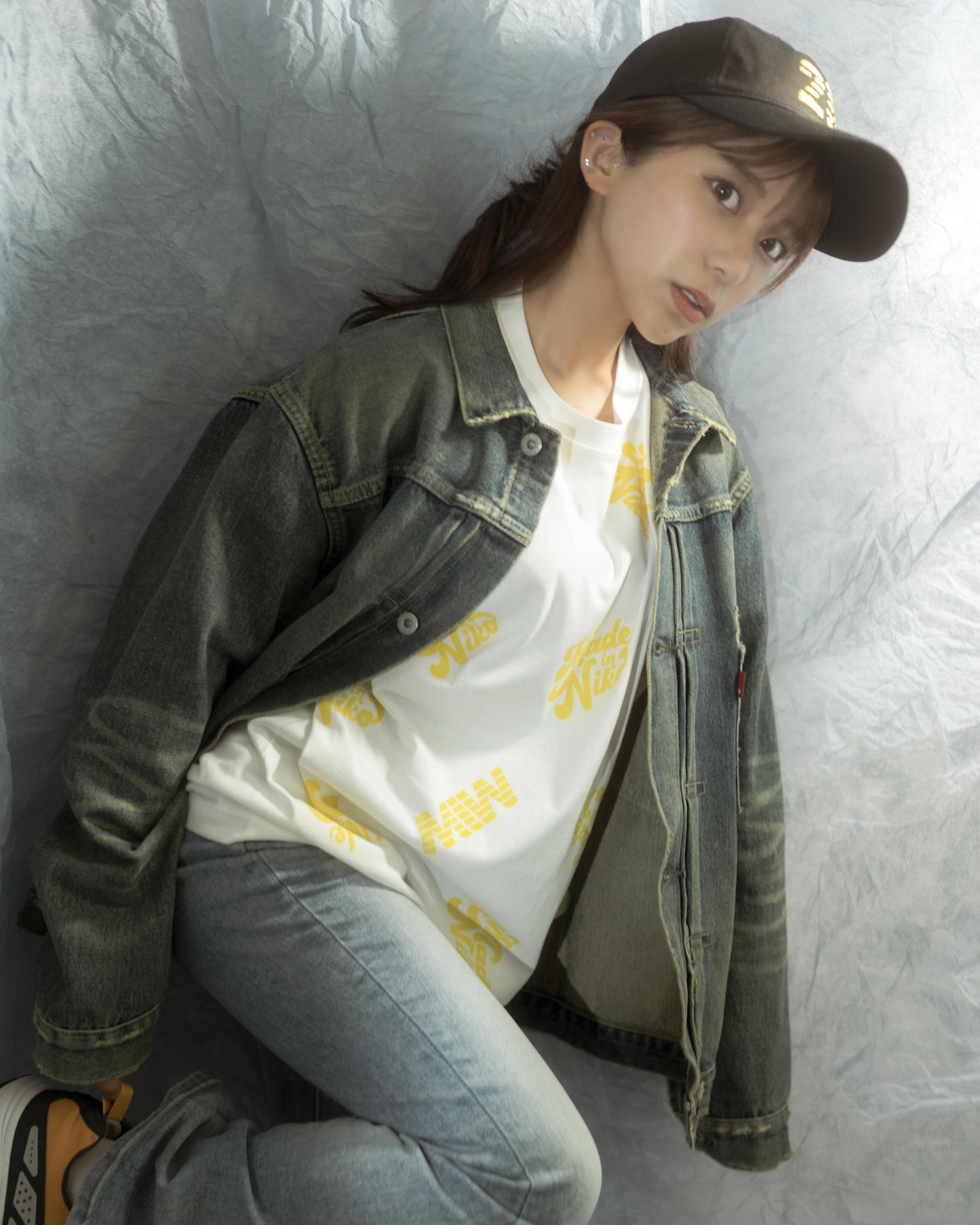 川越にこ ×  MIW ALL OVER LOGO T-SHIRT  WHITE