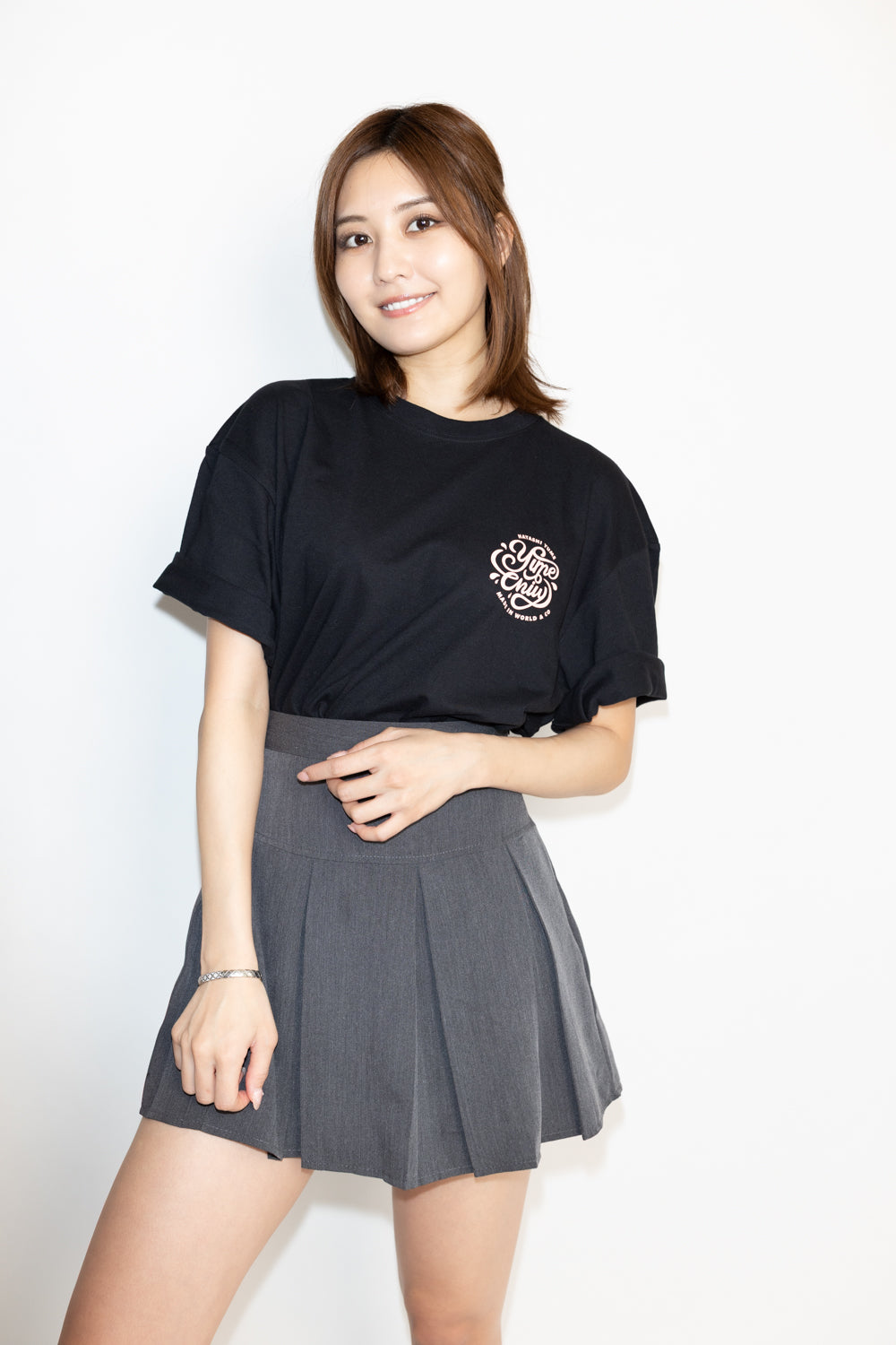 【林 ゆめ×MIW Collaboration】ロゴ tee BLACK × PINK