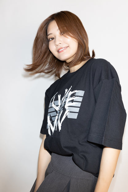 【林 ゆめ×MIW Collaboration】手書きロゴ tee BLACK