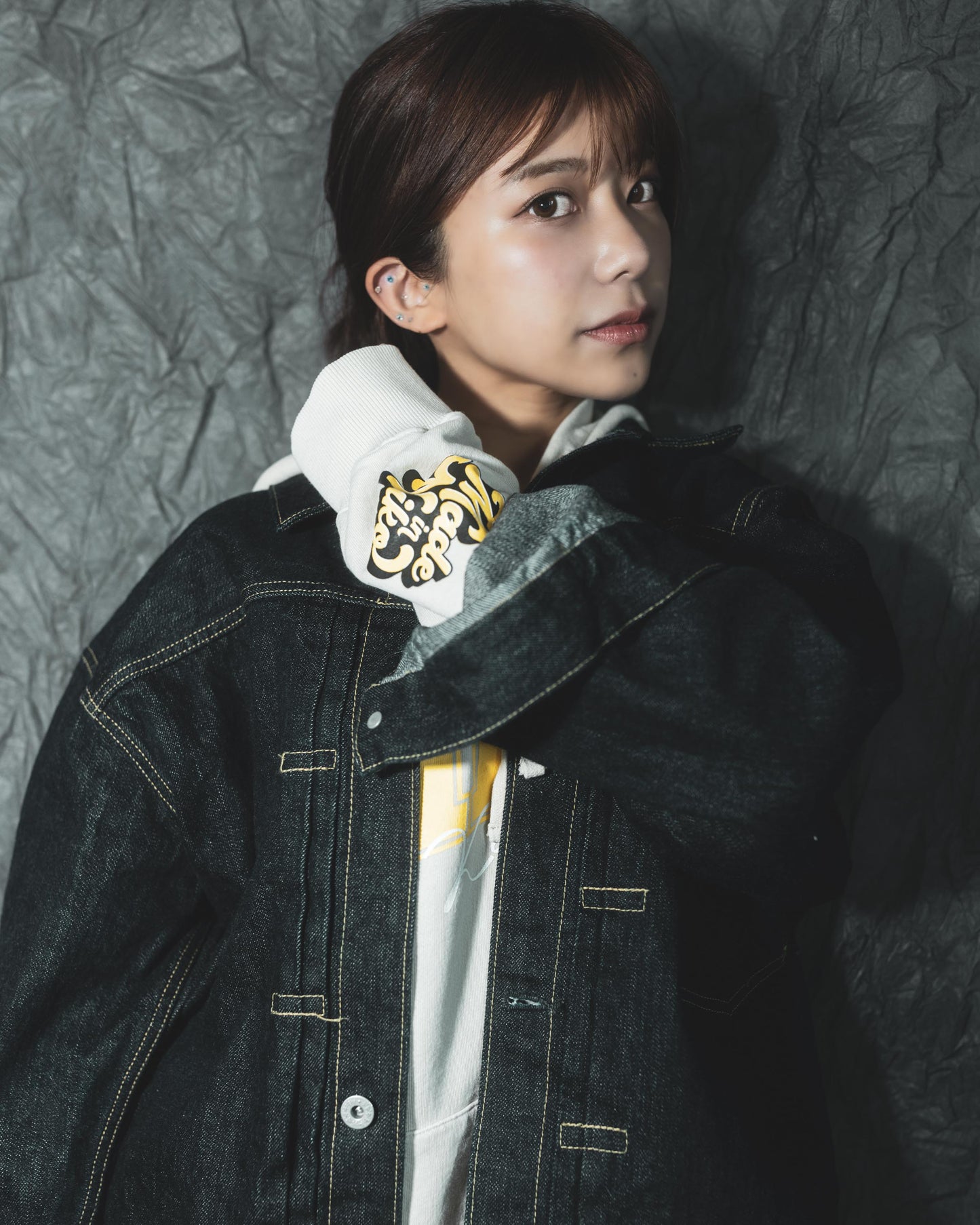 川越にこ × MIW  NIKO COLLEGE LOGO HOODIE NATURAL× YELLOW