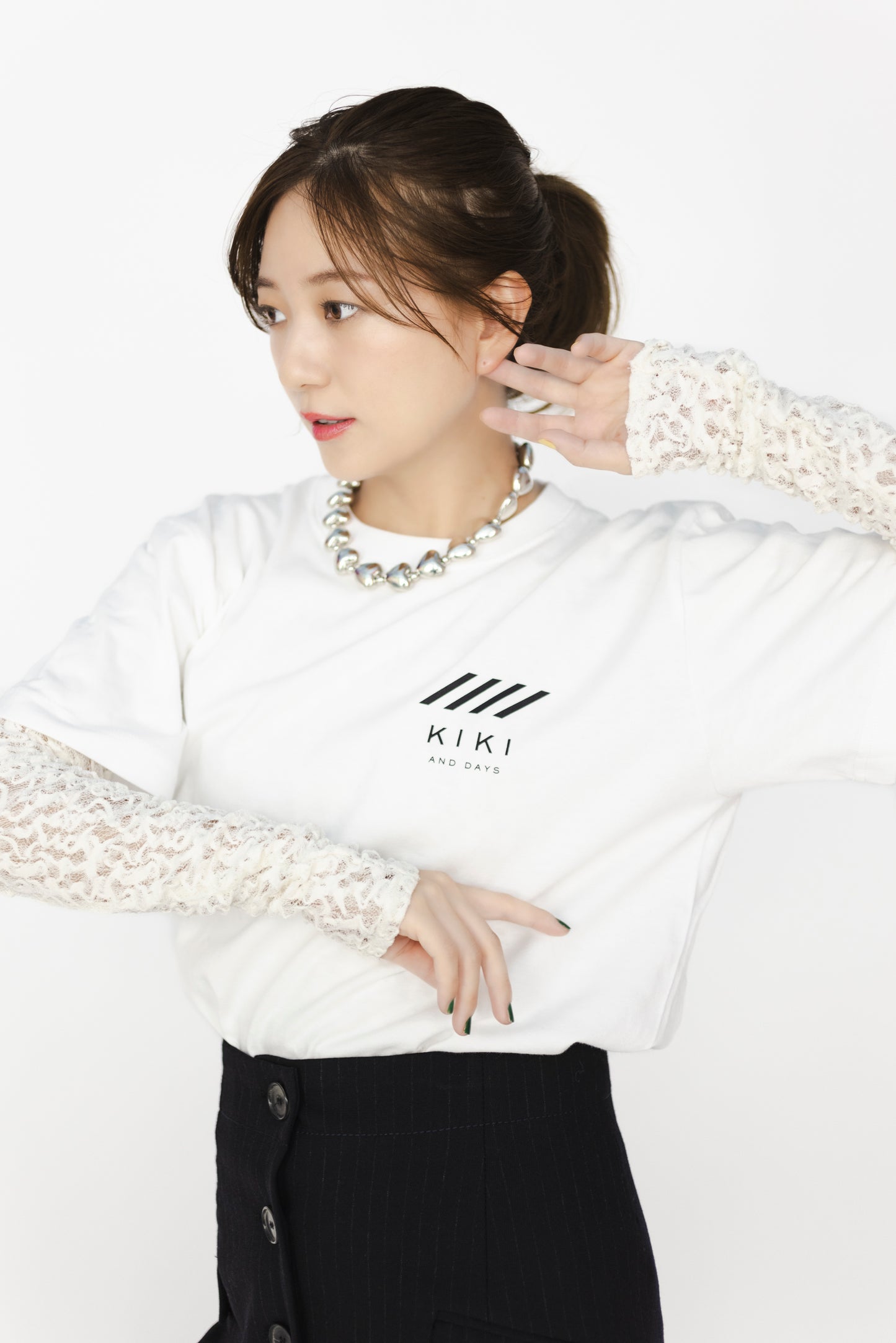 【予約】crewneck tee(back logo) white