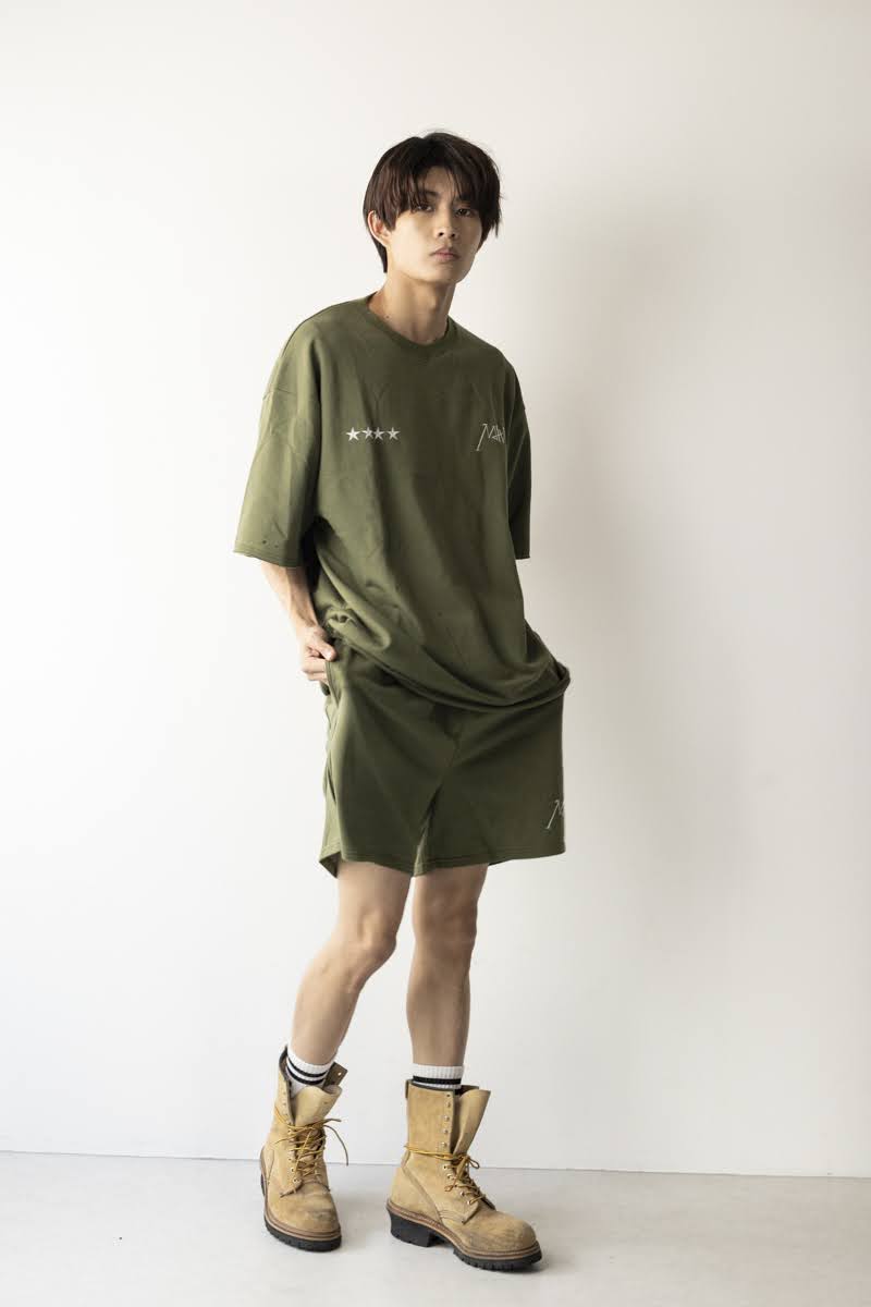 aweat pants  khaki MIW COLLECTION