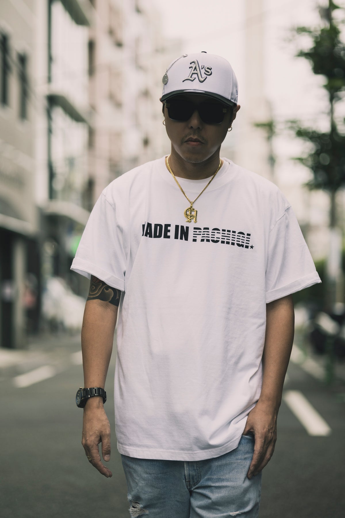 CHEHON × MIW “MADE IN PACHIGI” TEE WHITE