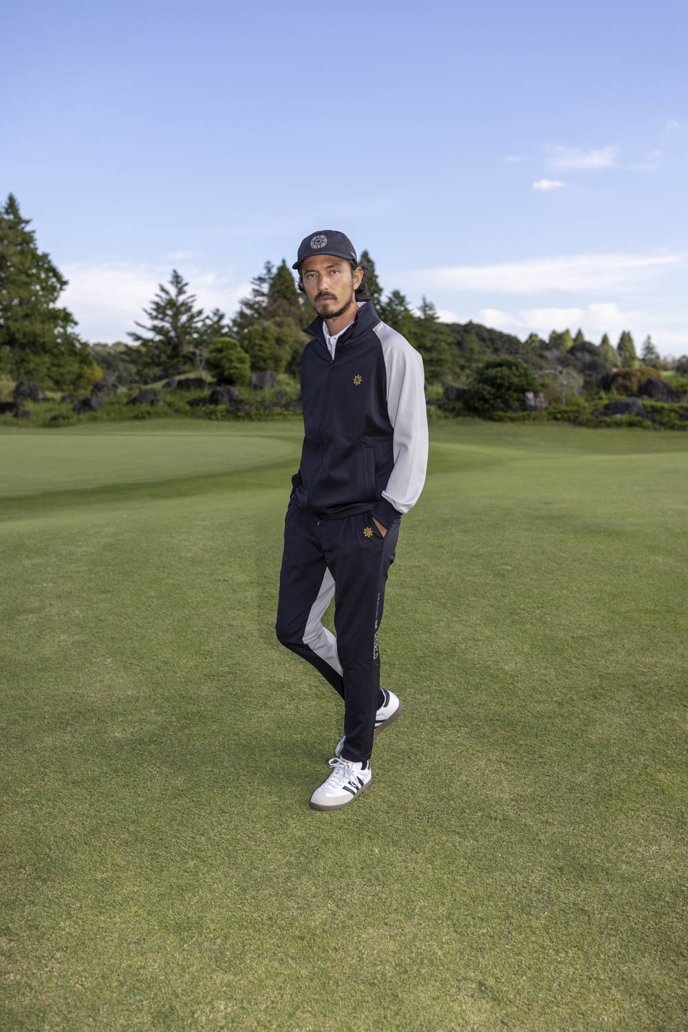 circle logo mesh CAP black