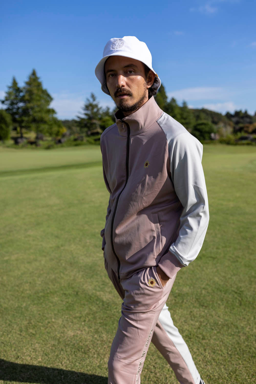 track pants pink beige