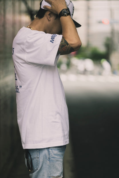CHEHON × MIW “challenger” TEE WHITE
