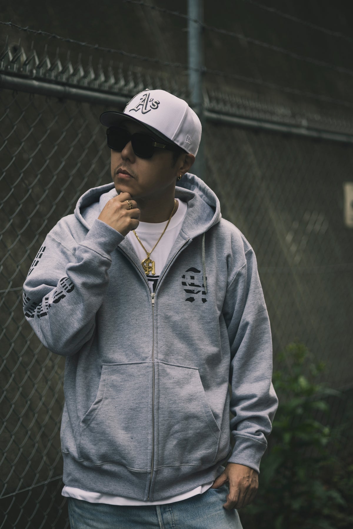 CHEHON × MIW FULL ZIP HOODIE GRAY