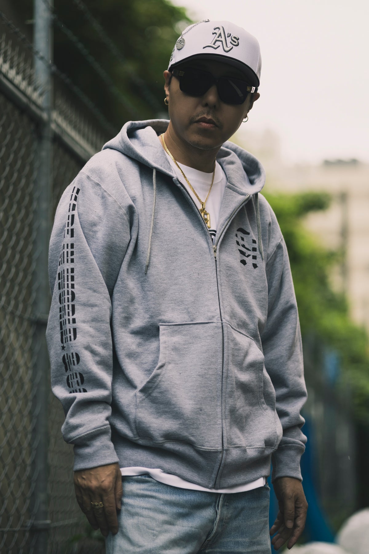 CHEHON × MIW FULL ZIP HOODIE GRAY