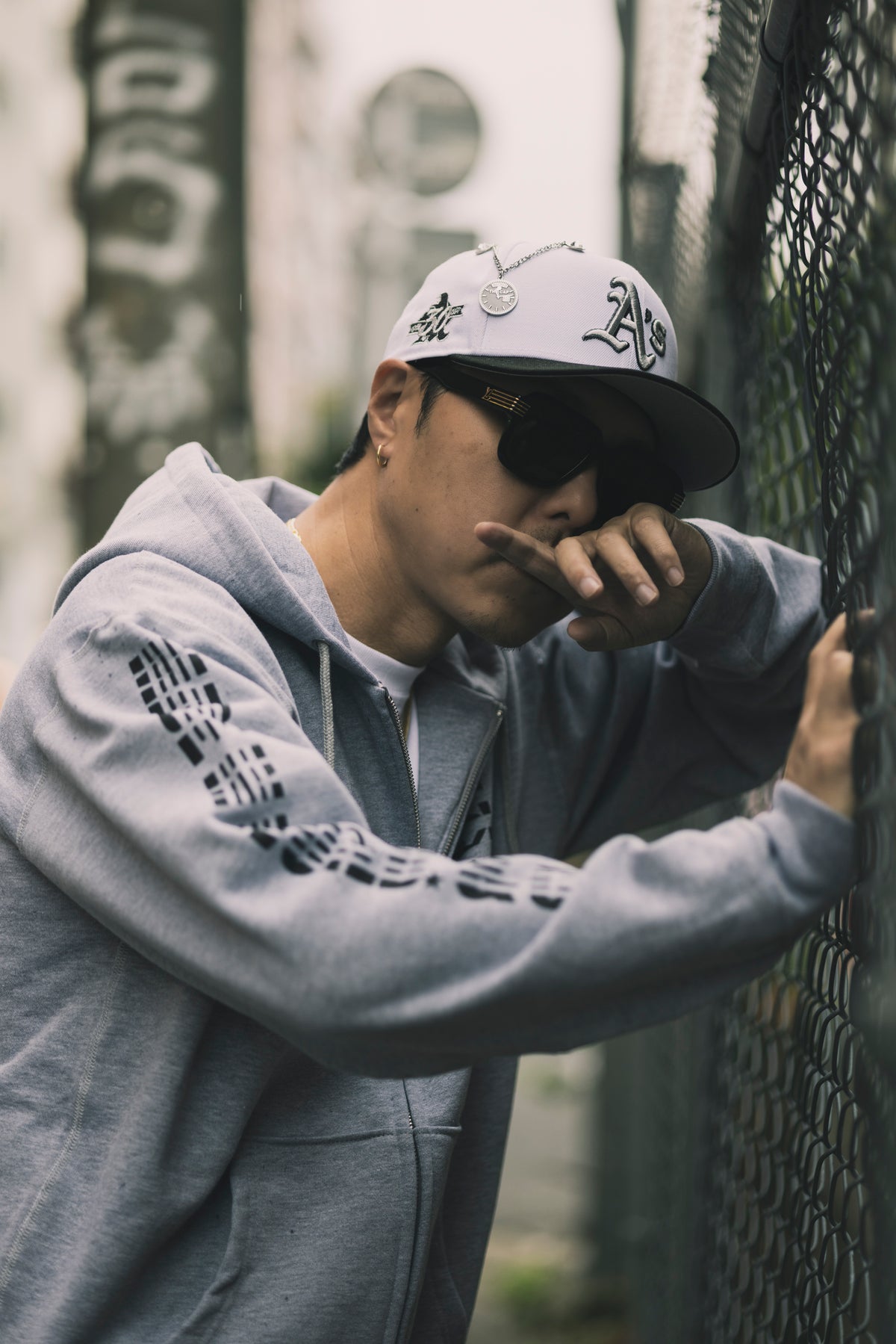 CHEHON × MIW FULL ZIP HOODIE GRAY