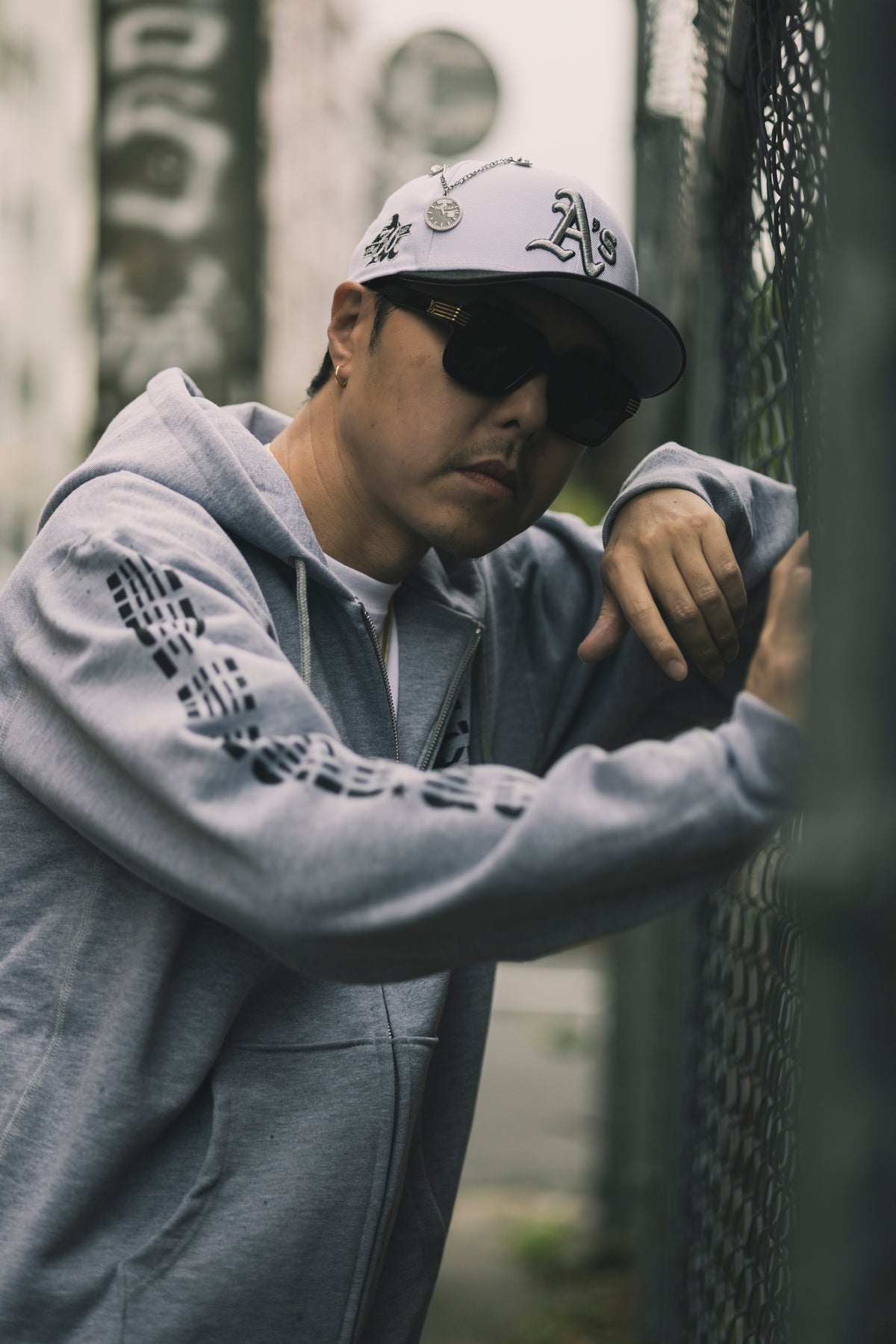 CHEHON × MIW FULL ZIP HOODIE GRAY