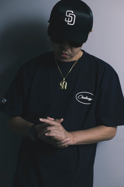 CHEHON × MIW “Challenger” TEE BLACK