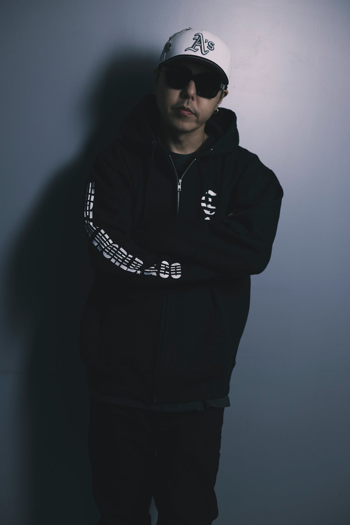 CHEHON × MIW FULL ZIP HOODIE BLACK