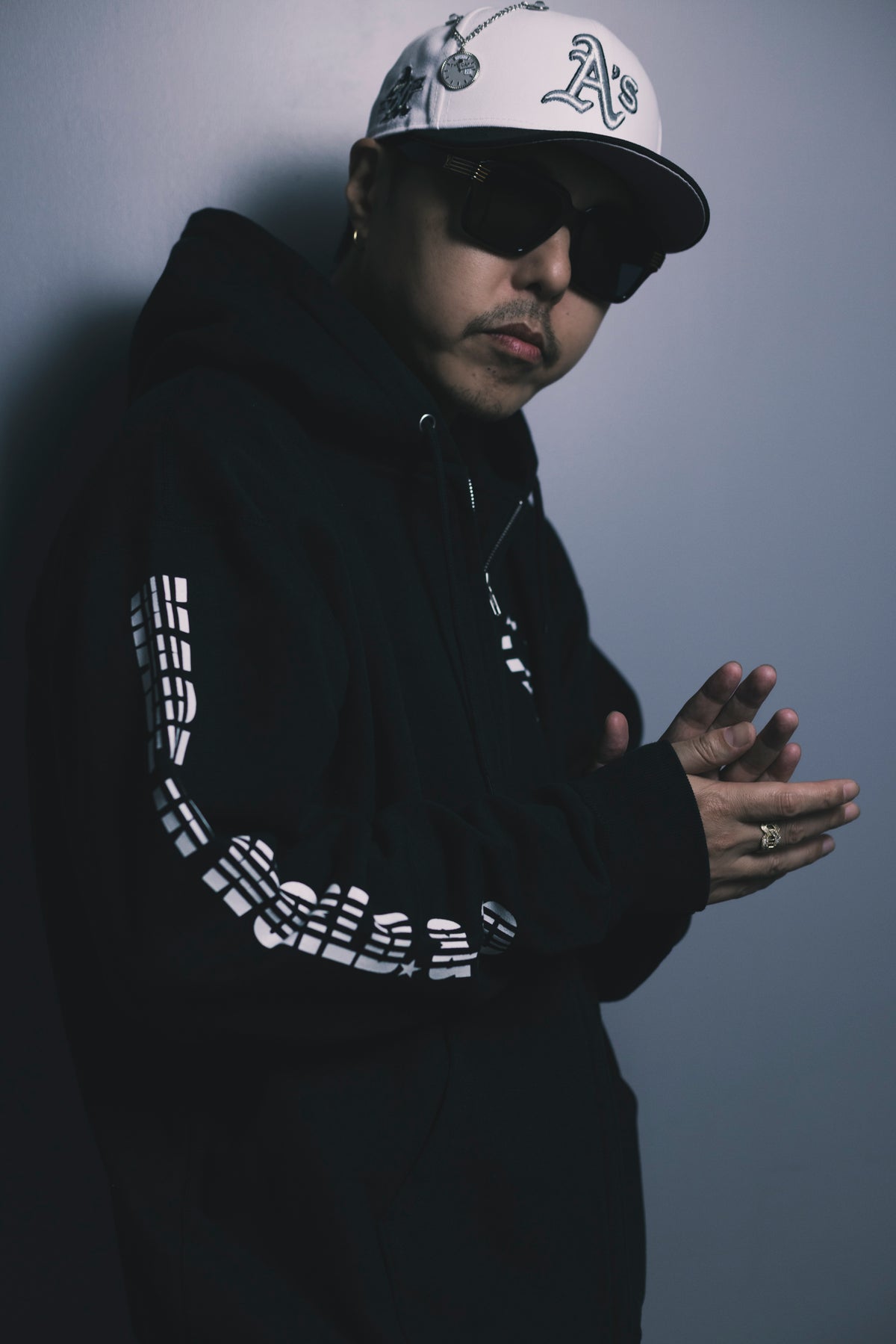 CHEHON × MIW FULL ZIP HOODIE BLACK