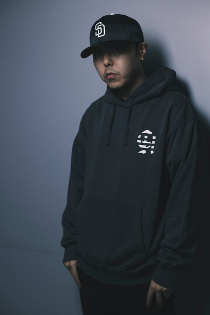 CHEHON × MIW PULLOVER HOODIE BLACK
