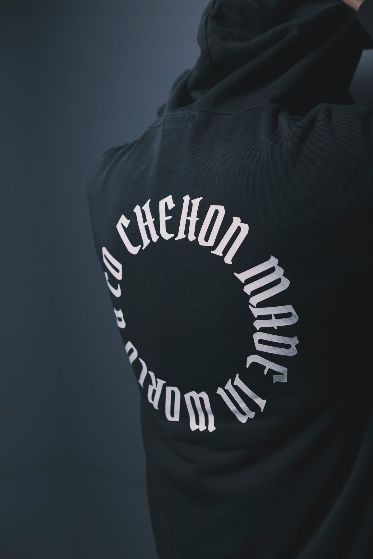 CHEHON × MIW PULLOVER HOODIE BLACK