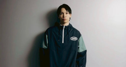 AKIHIRO YAMAUCHI　pull over nylon jacket アノラック Navy