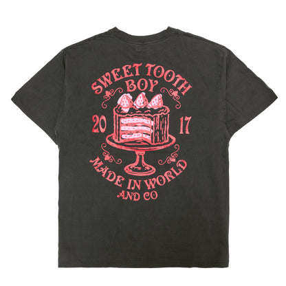 甘党男子×MADE IN WORLD&CO  TEE（cake）