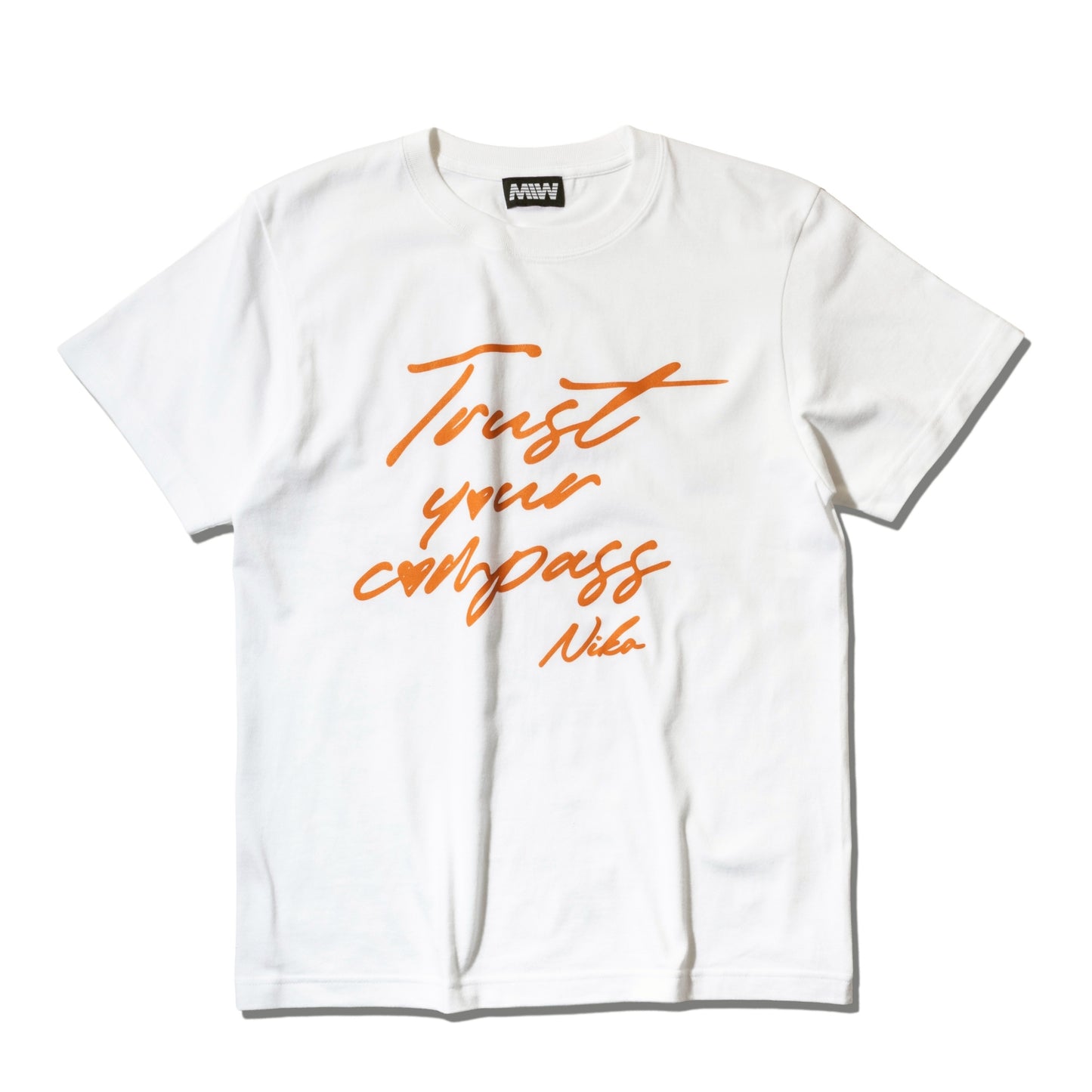 川越にこ × MIW “Trust your compass” MESSAGE T-SHIRT  WHITE