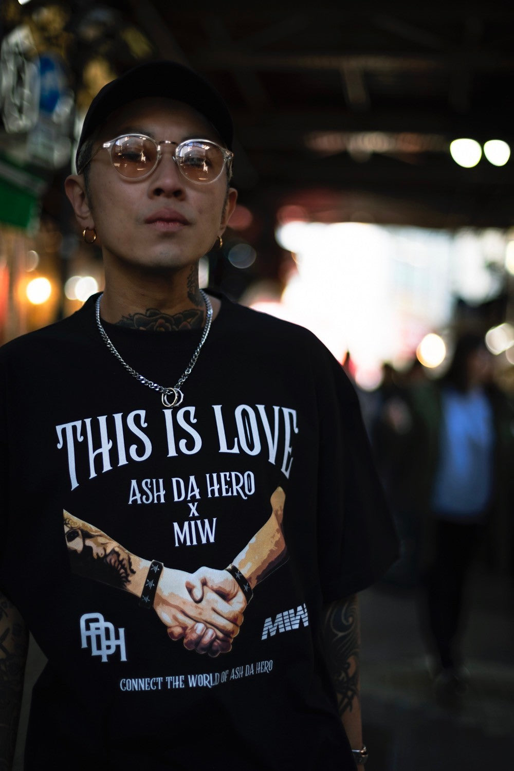 ASH DA HERO crewneck tee(THIS IS LOVE) black