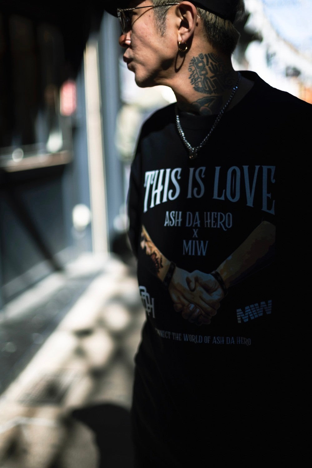 ASH DA HERO crewneck tee(THIS IS LOVE) black