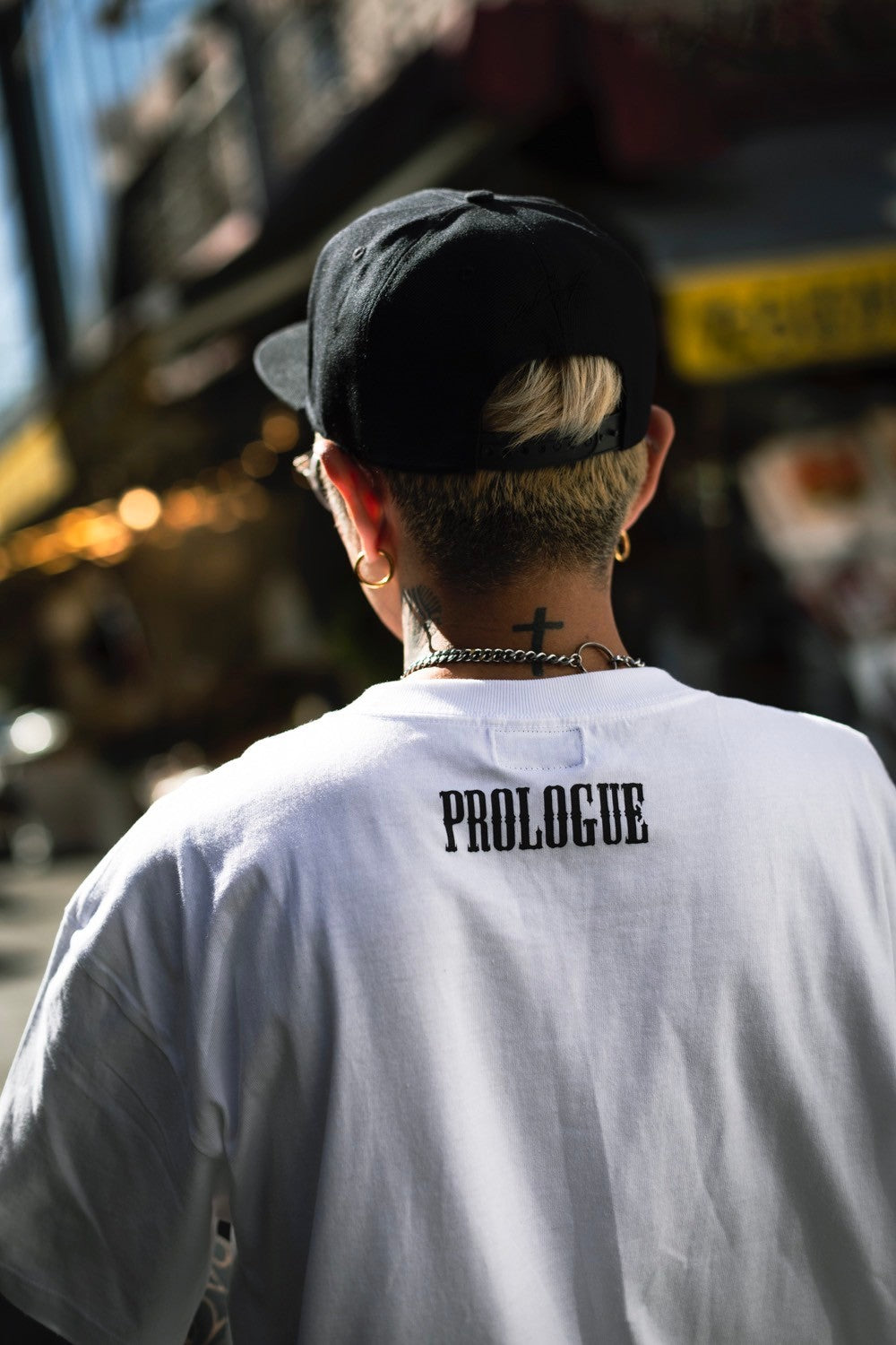 ASH DA HERO crewneck tee(Prologue) white