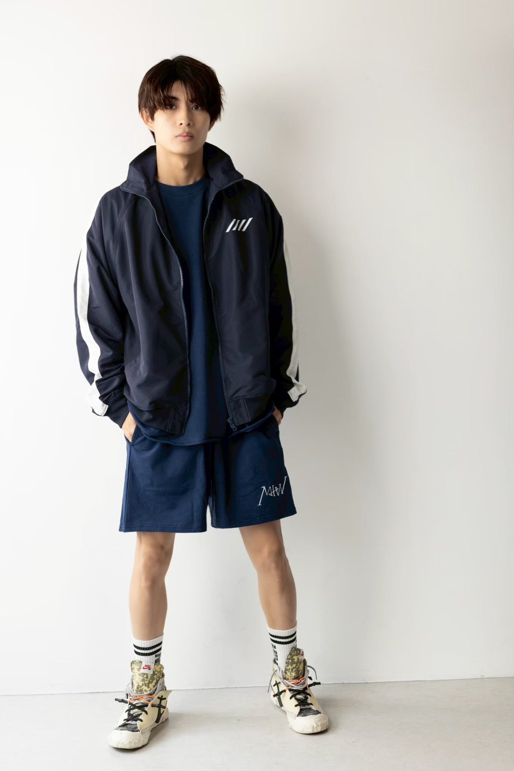 CITY LIGHT SHORTS  NAVY