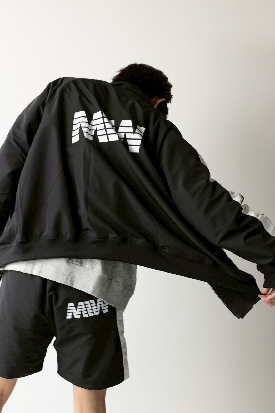 LIGHT TECH　BLOUSON  NAVY