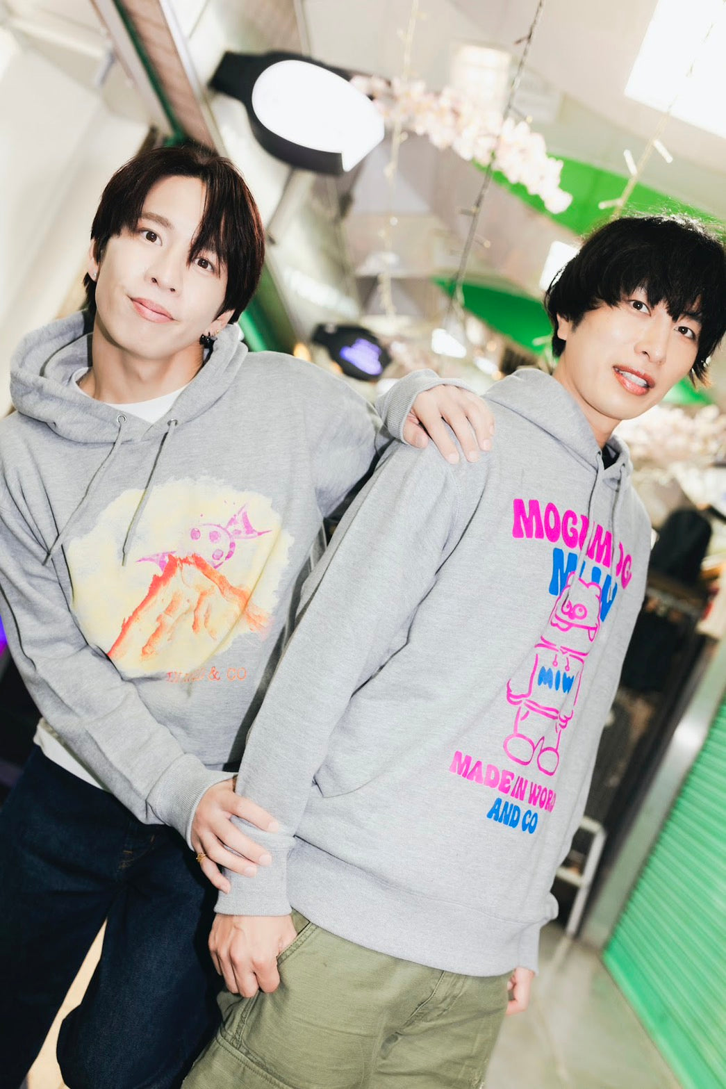 甘党男子×MADE IN WORLD&CO HOODIE（candy）