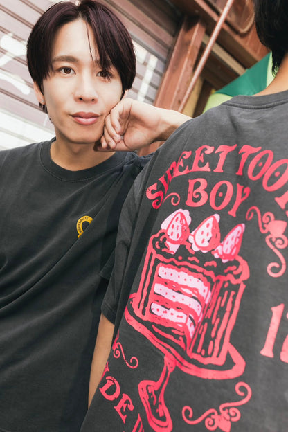 甘党男子×MADE IN WORLD&CO  TEE（one point）