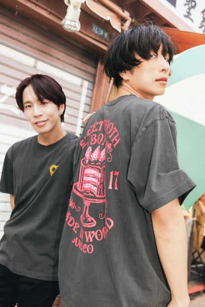 甘党男子×MADE IN WORLD&CO  TEE（cake）
