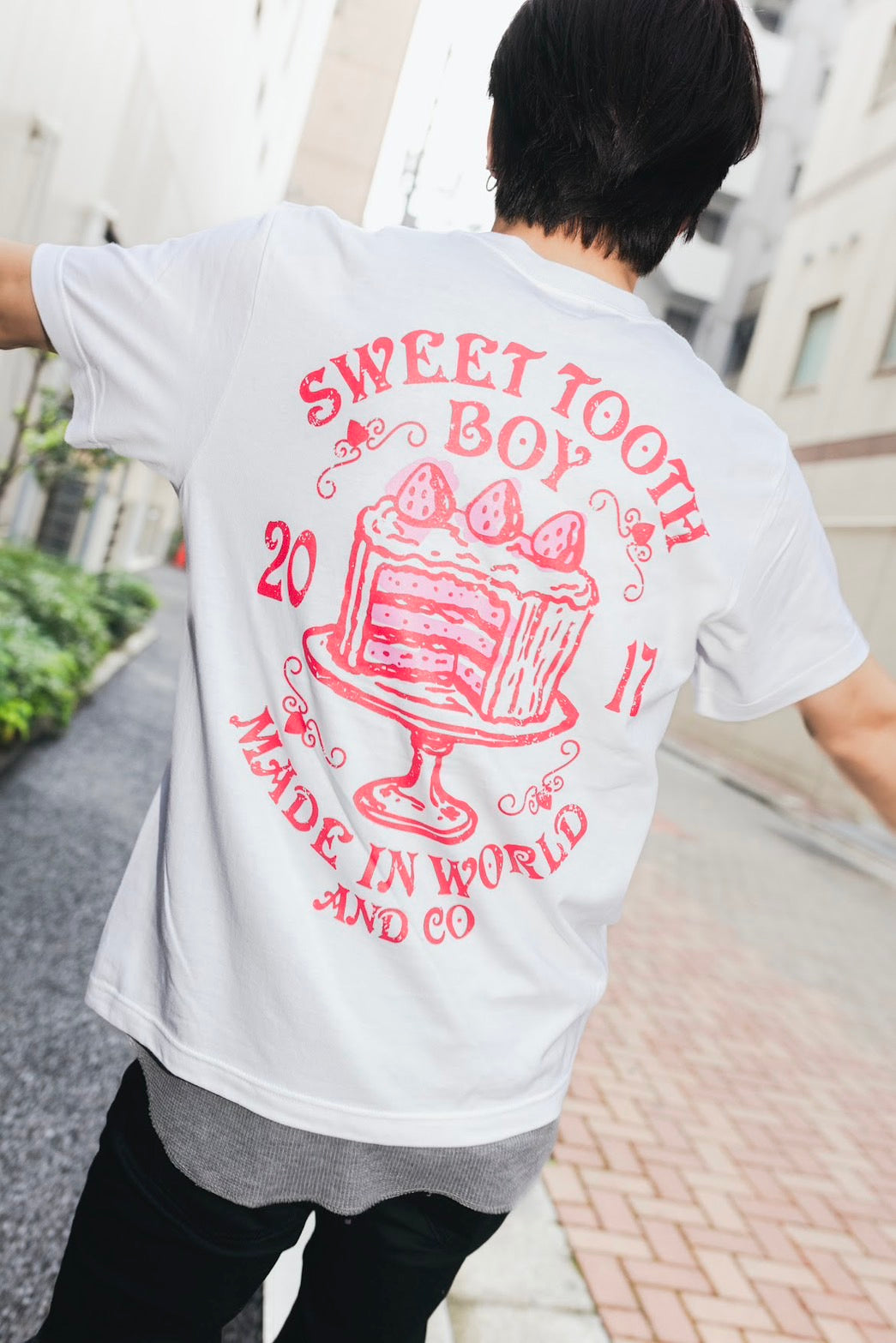 甘党男子×MADE IN WORLD&CO  TEE（cake）