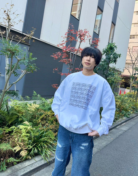 甘党男子×MADE IN WORLD&COcrewneck sweat (many mogumogu)