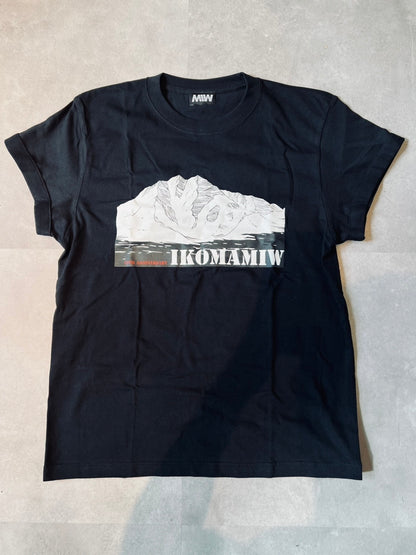 生駒里奈 × MIW COLLABORATION T-SHIRT BLACK