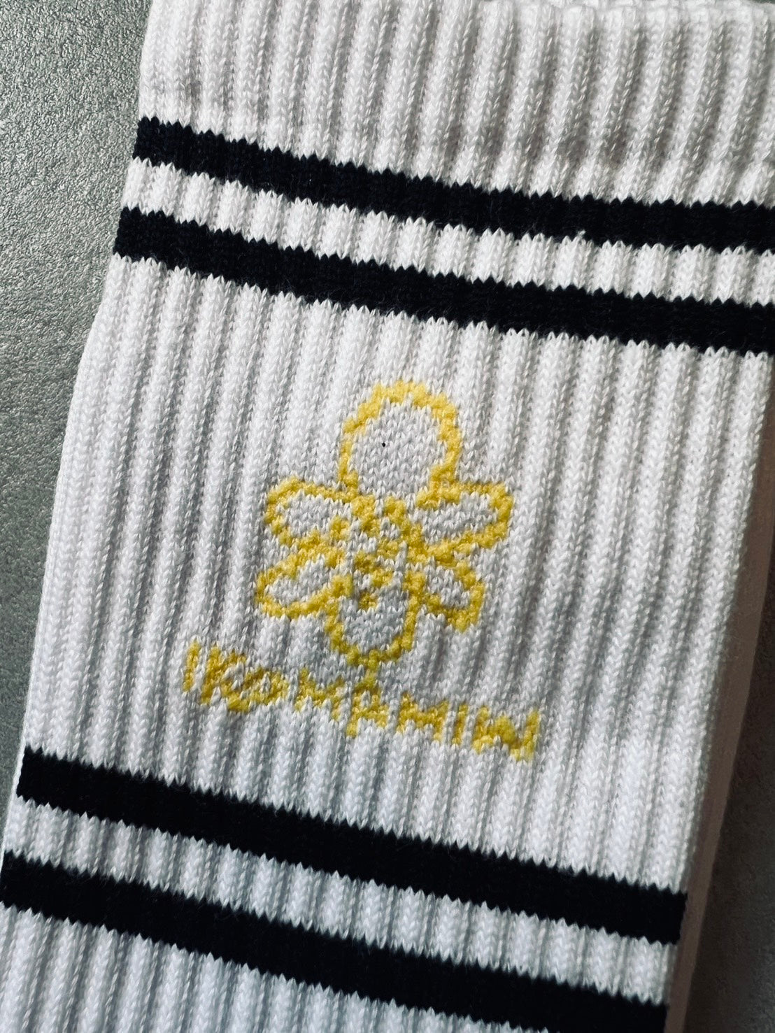生駒里奈 × MIW COLLABORATION SOCKS