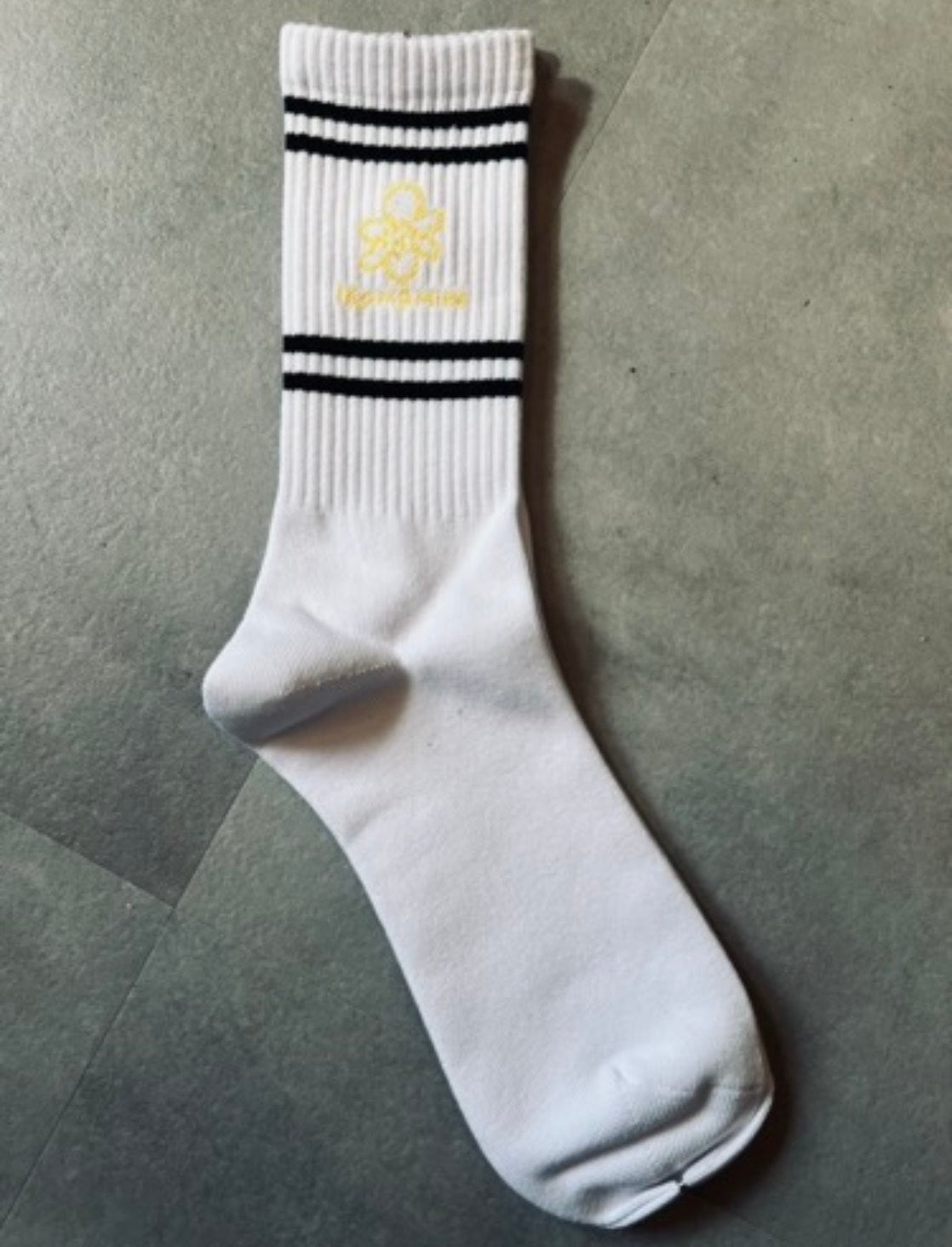 生駒里奈 × MIW COLLABORATION SOCKS