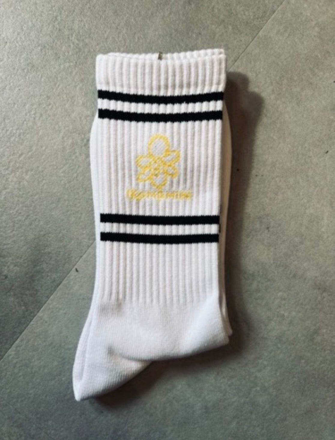 生駒里奈 × MIW COLLABORATION SOCKS