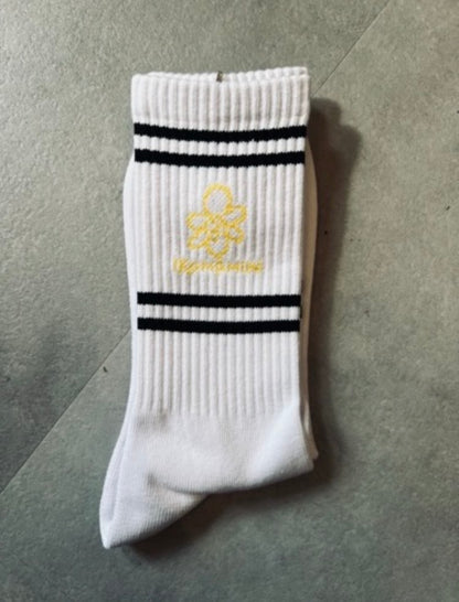 生駒里奈 × MIW COLLABORATION SOCKS