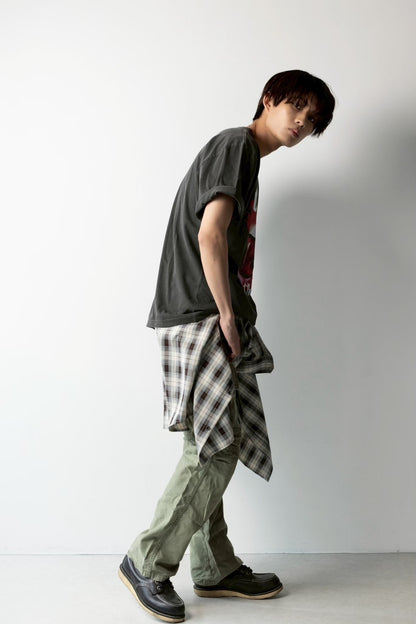 crew neck tee（lip）INK BLACK