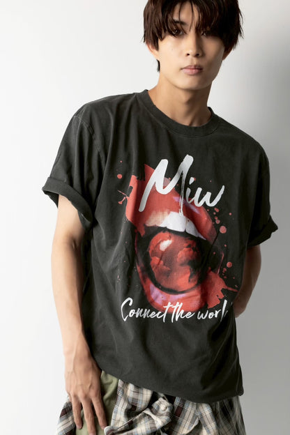 crew neck tee（lip）INK BLACK